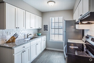 Interior Photo - Addison Apartments III