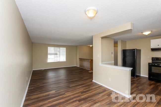 Building Photo - 3205 Winchelsea Dr