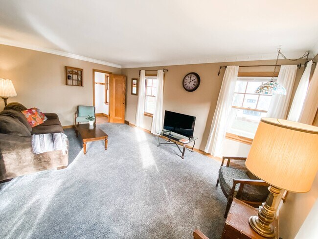 Building Photo - 2645 N 69th St