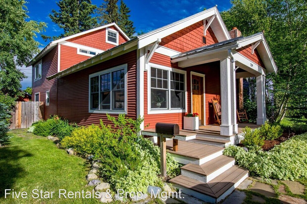 Foto principal - 3 br, 2 bath House - 239 Columbia Ave