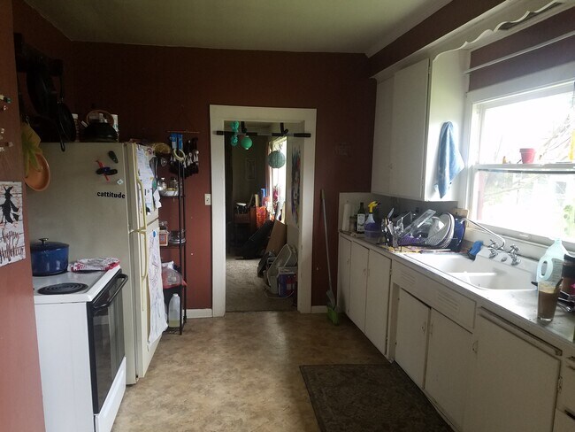 Foto del edificio - 2413 Ellis St