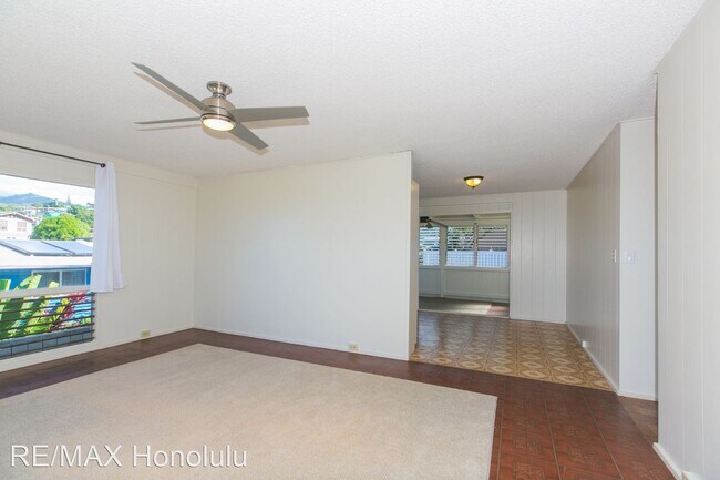 Building Photo - 3 br, 2 bath House - 92-793 Wainohia St.