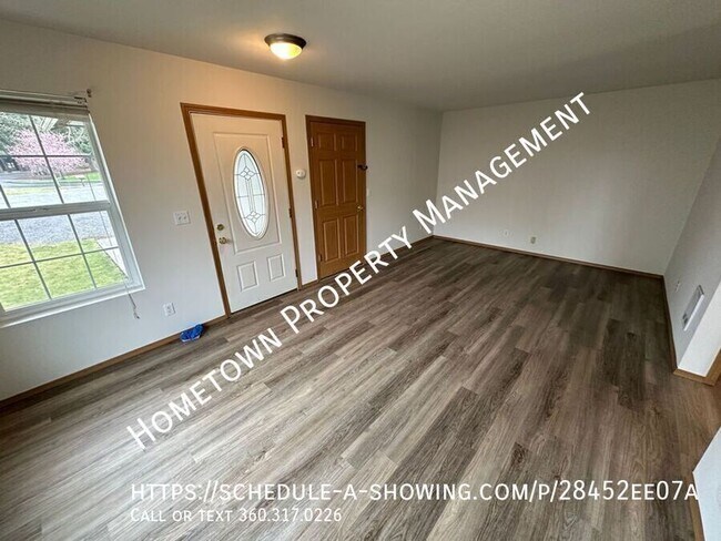 Building Photo - 3 bdrm 2.5 bath duplex in Yelm Available NOW