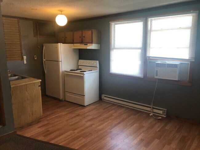 Foto del edificio - 1706 Russell