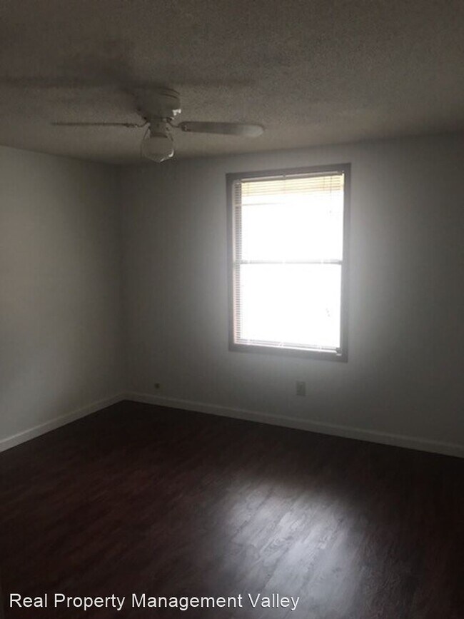 Building Photo - 1 br, 1 bath House - 201 Red Deer Drive