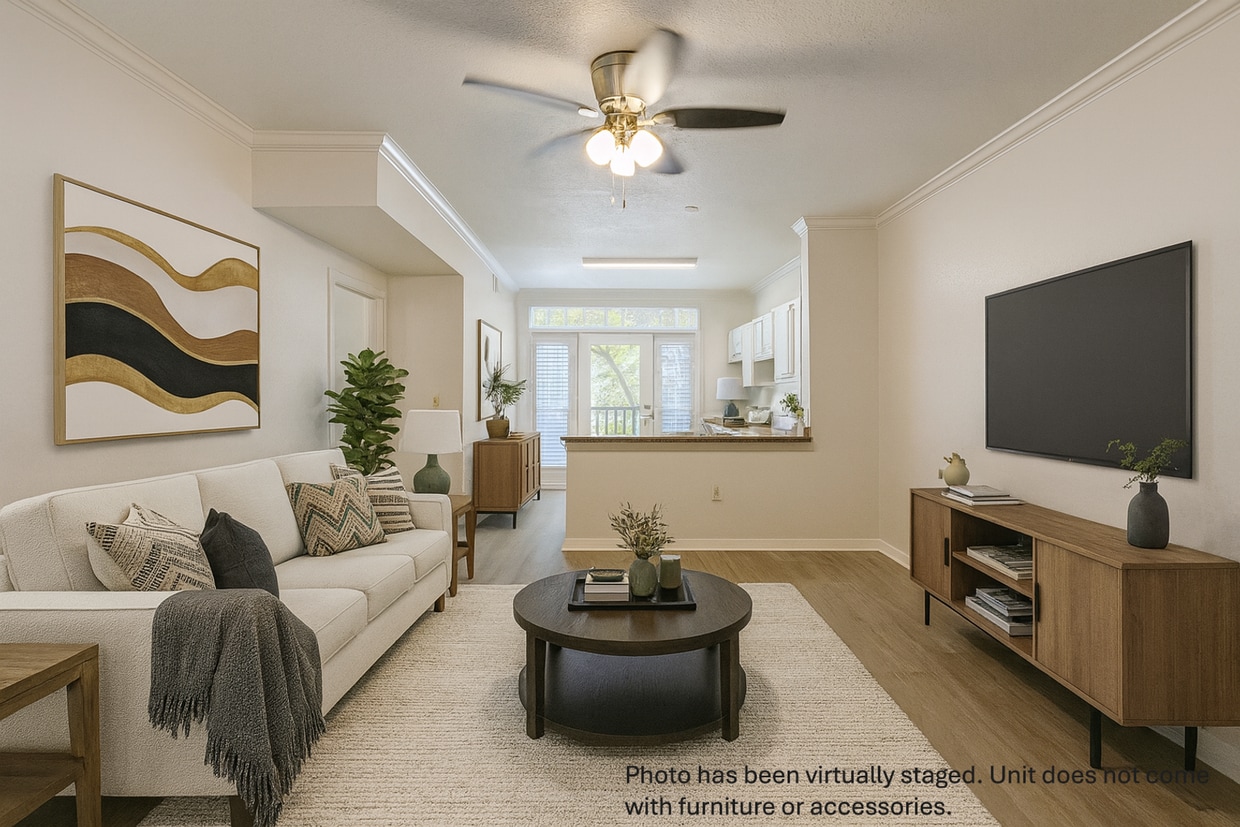 Primary Photo - 1x1 New flooring, stove, washer/dryer. Inc...