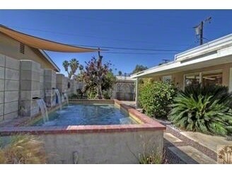 Foto del edificio - 1327-1351 E Ramon Rd