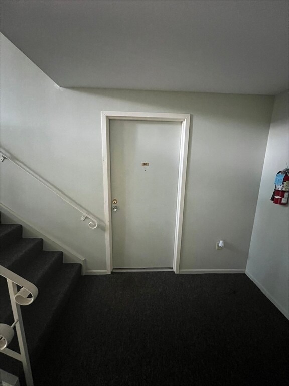 Foto del edificio - 52 Silver Hill Ln