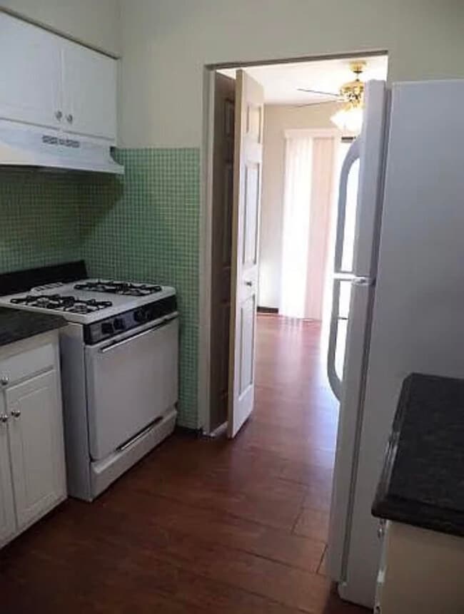 Building Photo - 219 N Grace Ave