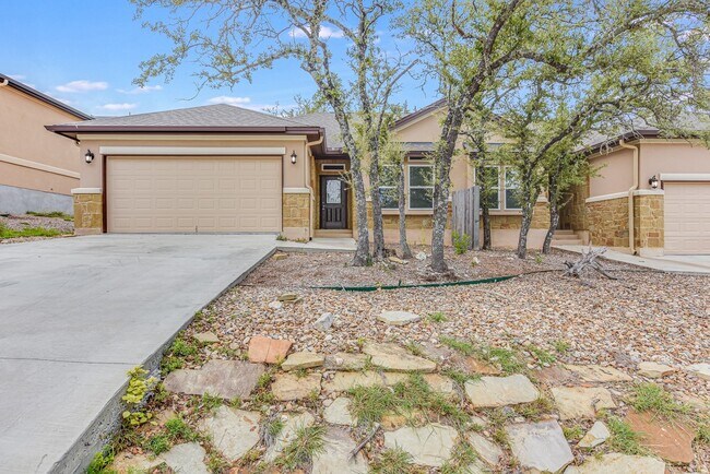 Foto del edificio - 21501 Patton Ave