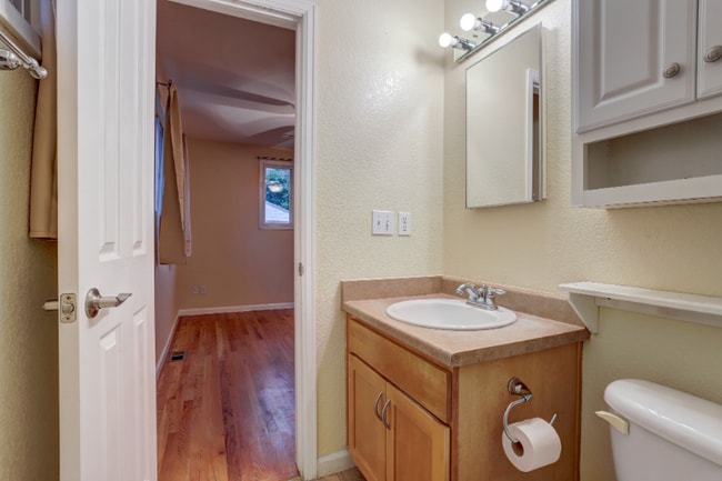 Photo - 7777 Umatilla St House