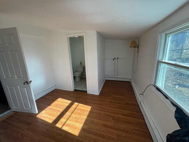 Foto del edificio - 22 Spring Ln