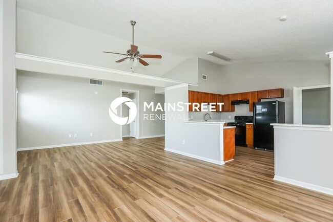 Photo - 3 Bedroom Pet-Friendly Home in Lake Worth, FL with Main Street Renewal