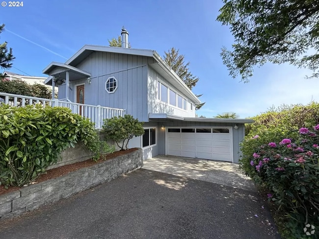 Building Photo - 6165 Tillamook Ave