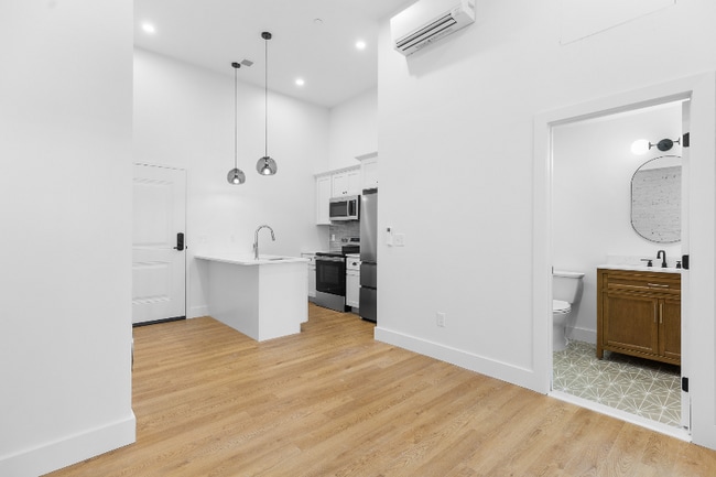 Foto del edificio - 101 Richmond St