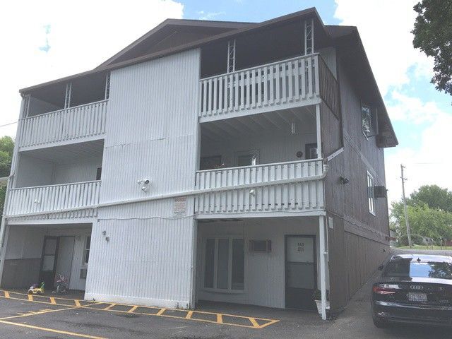 Building Photo - 1112 n Fairfield rd