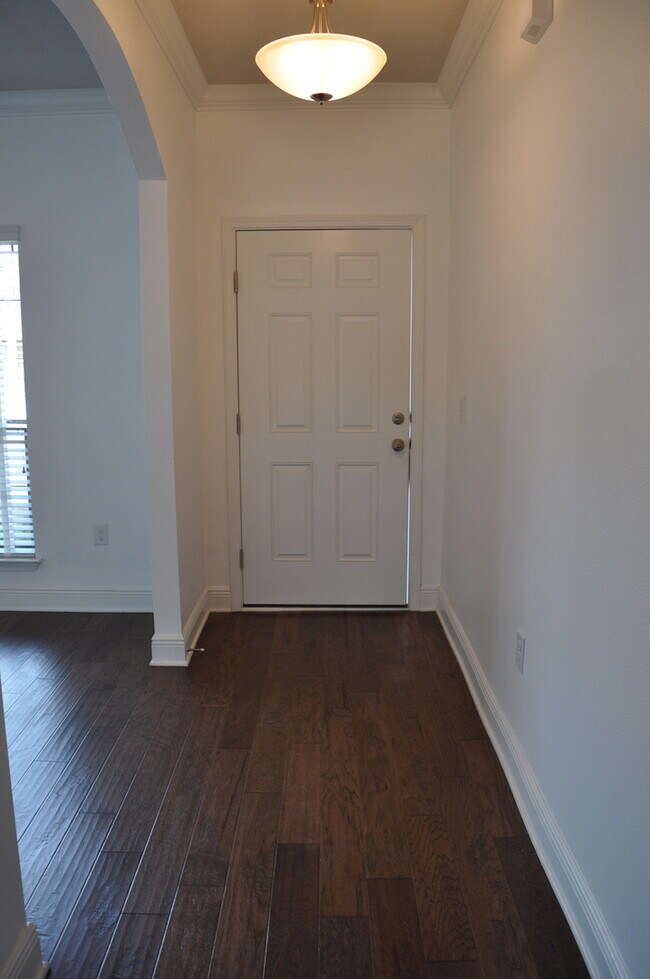 Foto del edificio - New 3 Bedroom in Driftwood Estates