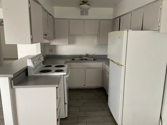 Foto del edificio - 4961 Apollostar Ct