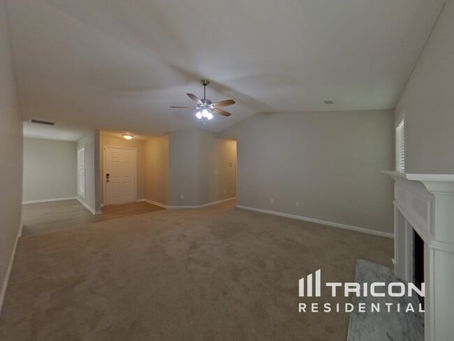 Building Photo - 152 Mayweather Dr