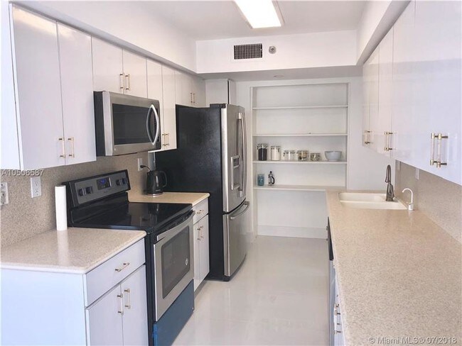 Foto del edificio - 19101 Mystic Pointe Dr