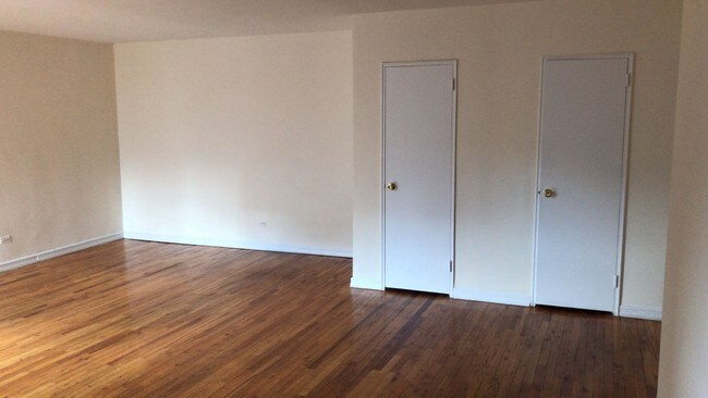 Foto del edificio - 1040 Neilson St