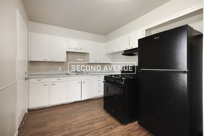 Foto del edificio - 3701 Woodside DR