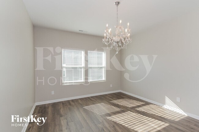 Foto del edificio - 7798 Creek Park Dr