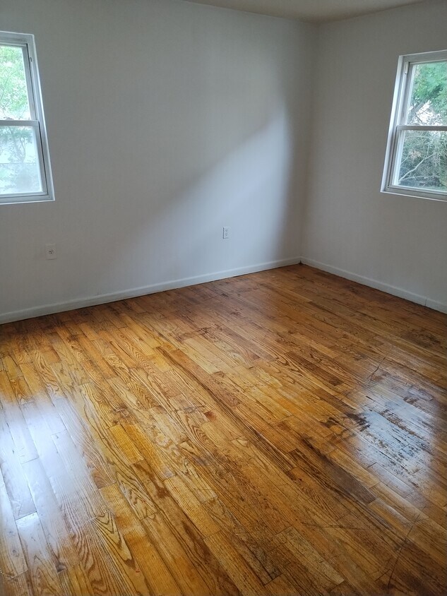 Main Bedroom - 23939 148th Ave