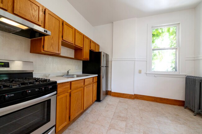 Foto del edificio - 2507 N Sawyer Ave