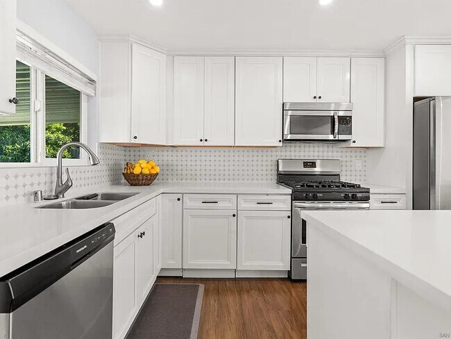 Foto del edificio - 6252 Alderley St