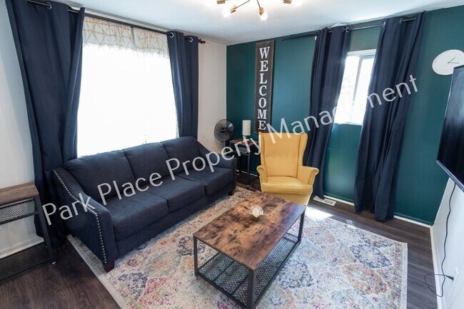 Foto del edificio - 1040 Miley Ave