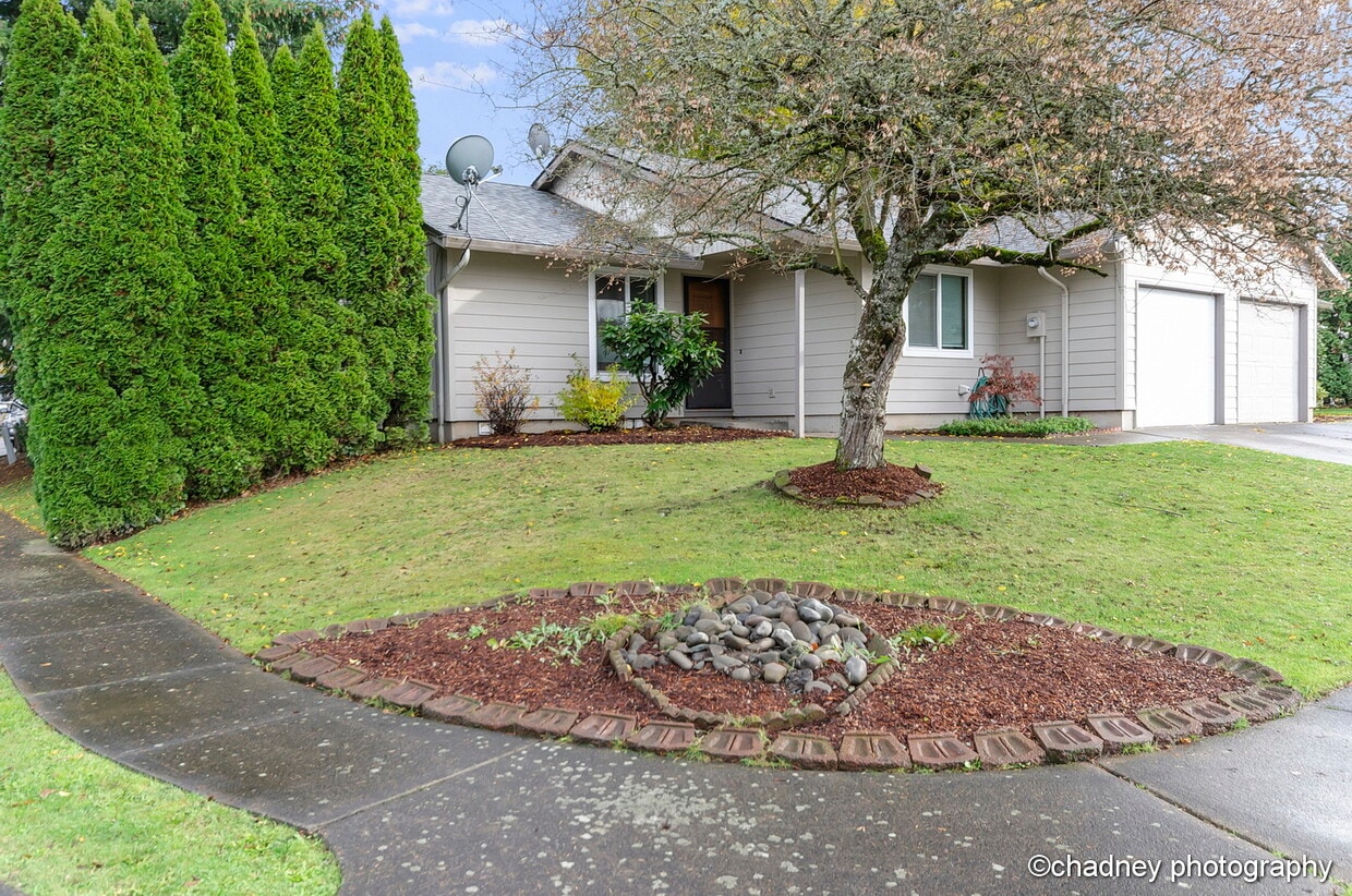 220 SE Paropa Ct, Gresham, OR 97080 House Rental in Gresham, OR