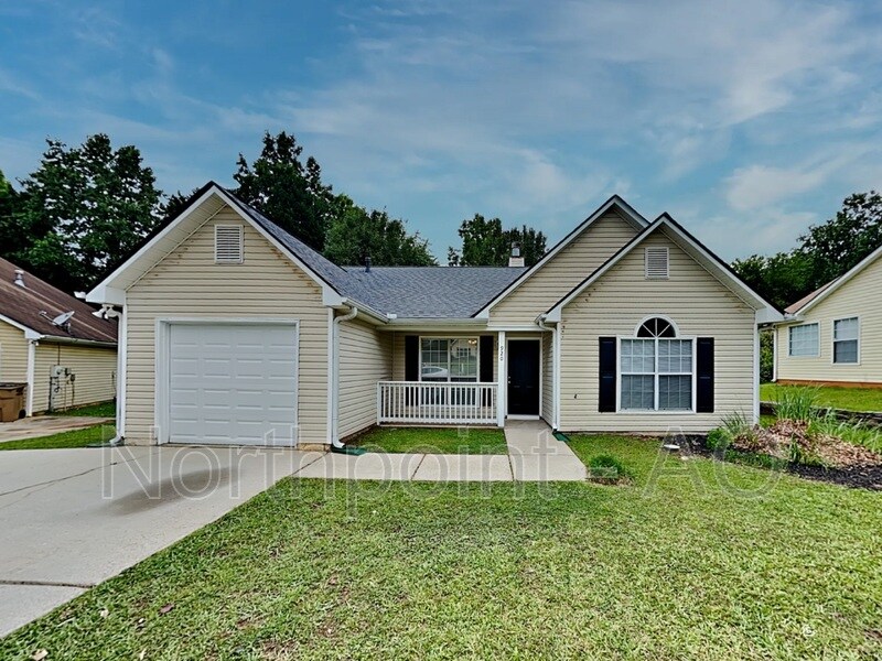 Foto principal - 920 Maple Leaf Ridge