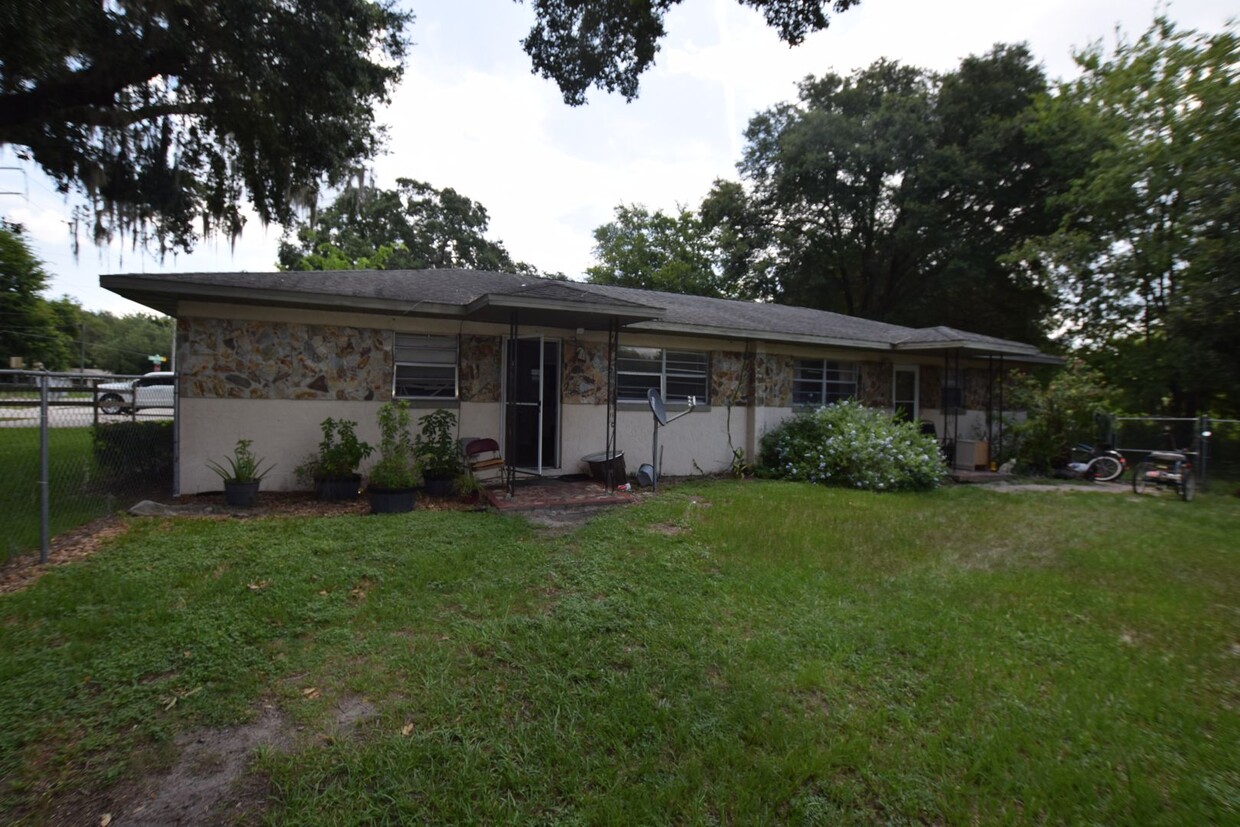 2 Bedroom, 1 Bath Duplex For Rent at 1803... - 2 Bedroom, 1 Bath Duplex  For Rent at 1803...