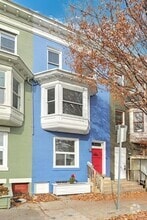 Building Photo - 603 W Market St