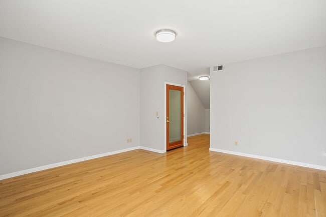 Foto del edificio - Spacious 3Bd/2Ba in SF Richmond District!