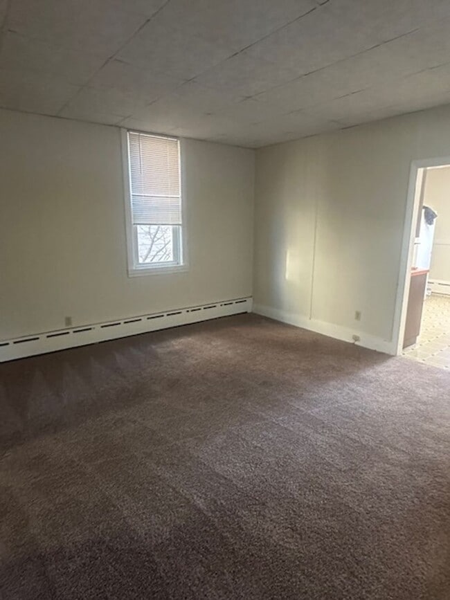 Building Photo - 132 S 5th Ave