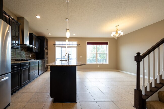 Foto del edificio - 9643 Scott Ln