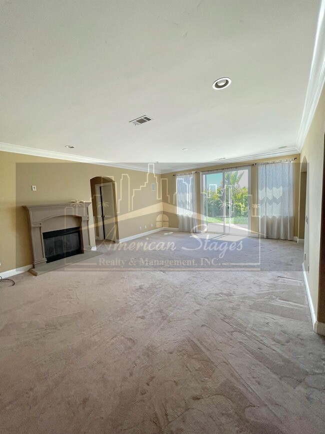 Foto del edificio - 3706 Jupiter Ave