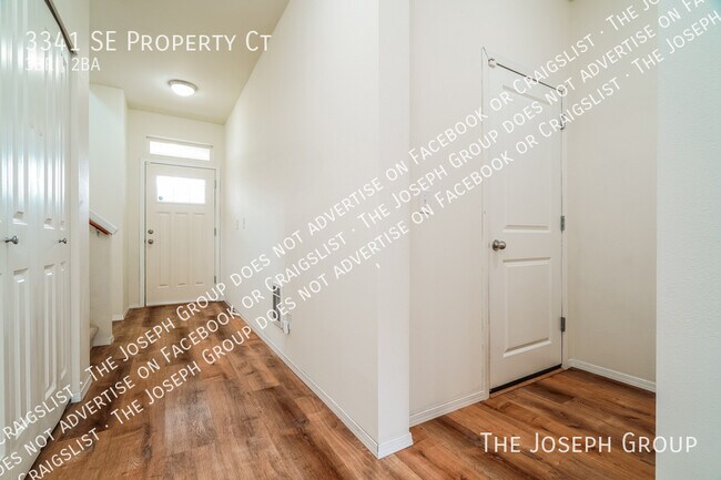 Foto del edificio - 3341 SE Property Ct