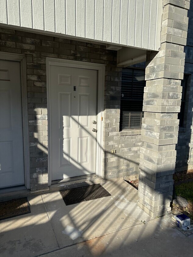 Foto principal - 1012 Doherty Ave