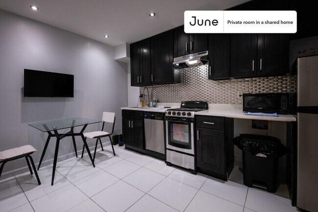 Foto del edificio - Room in Shared 5 bed/2 bath home in Upper West Side
