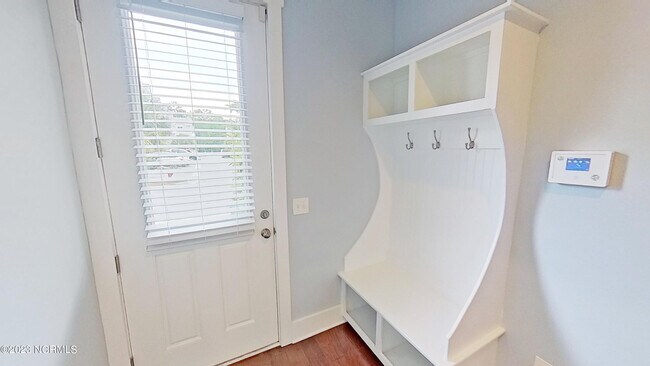 Building Photo - 3911 Malabar Run