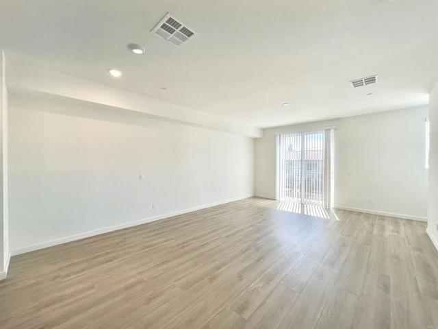 Foto del edificio - 9309 E Heaney Cir