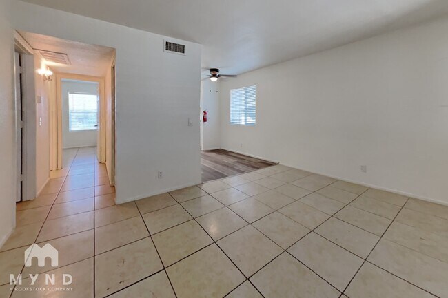 Foto del edificio - 6657 W Ocotillo Rd