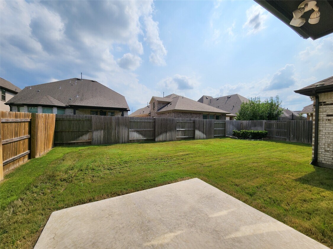 Foto del edificio - 23623 Bottlebrush Terrace Trl