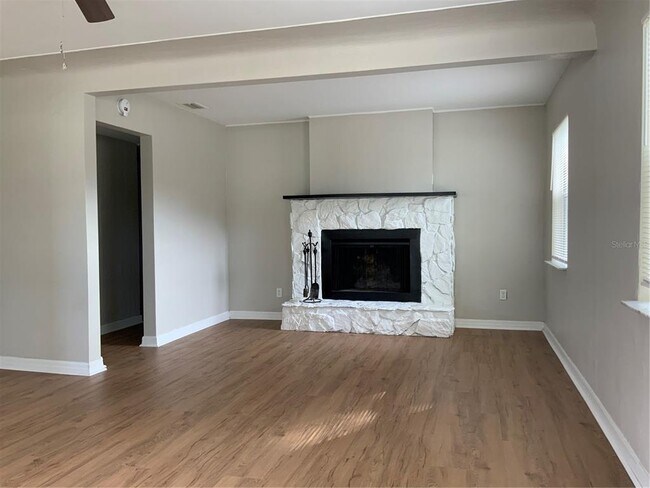 Foto del edificio - 5038 36th Ave N