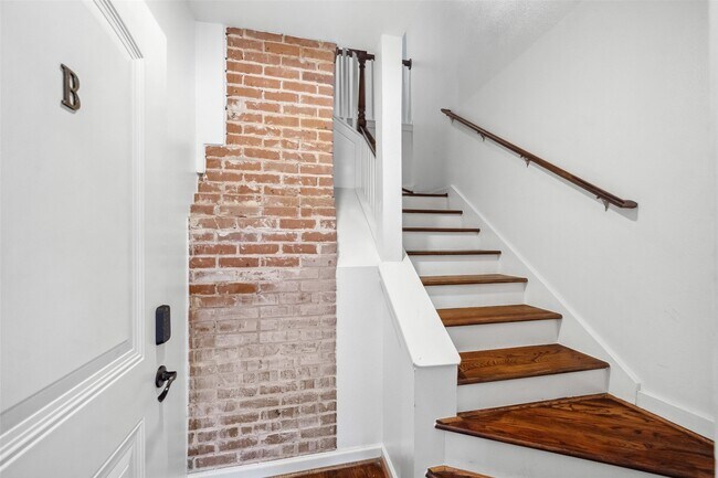 Foto del edificio - 2212 Rosewood St