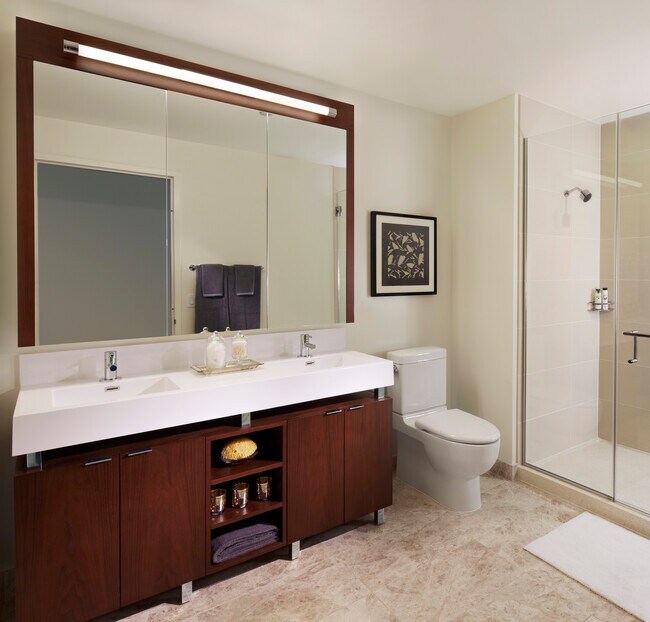 Interior Photo - 500 Lake Shore Drive