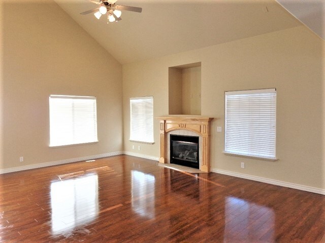 Building Photo - 5382 W Callander Dr